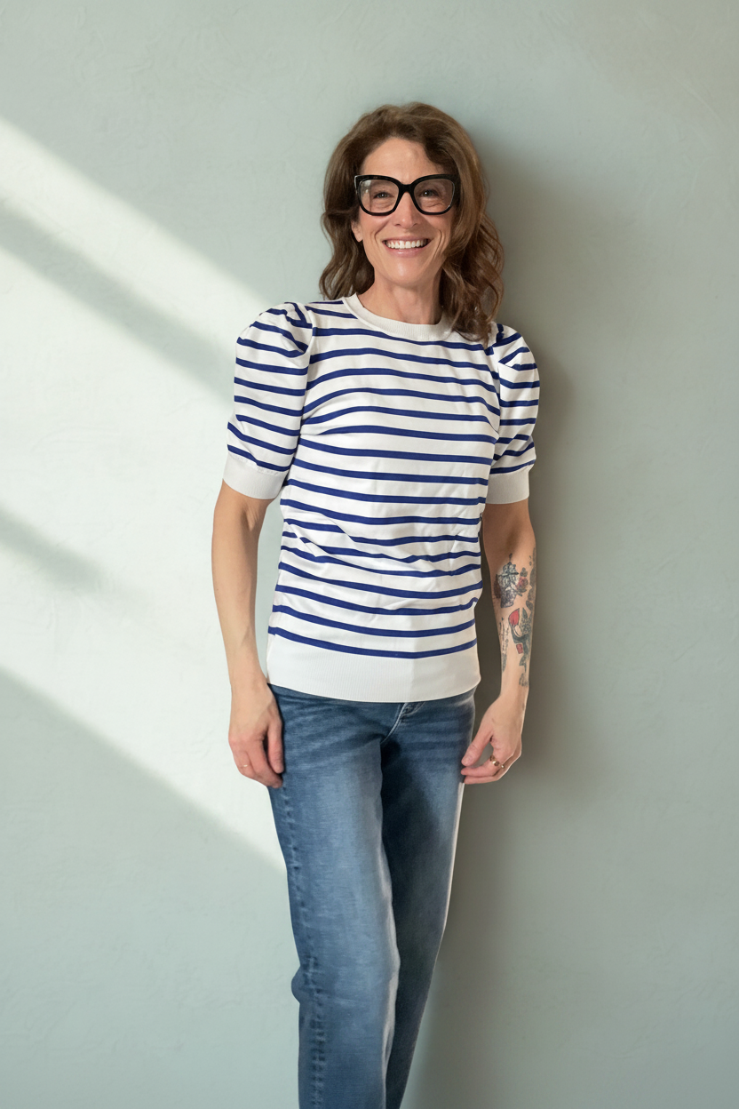 Coastal Weekend Top - Worn Shot